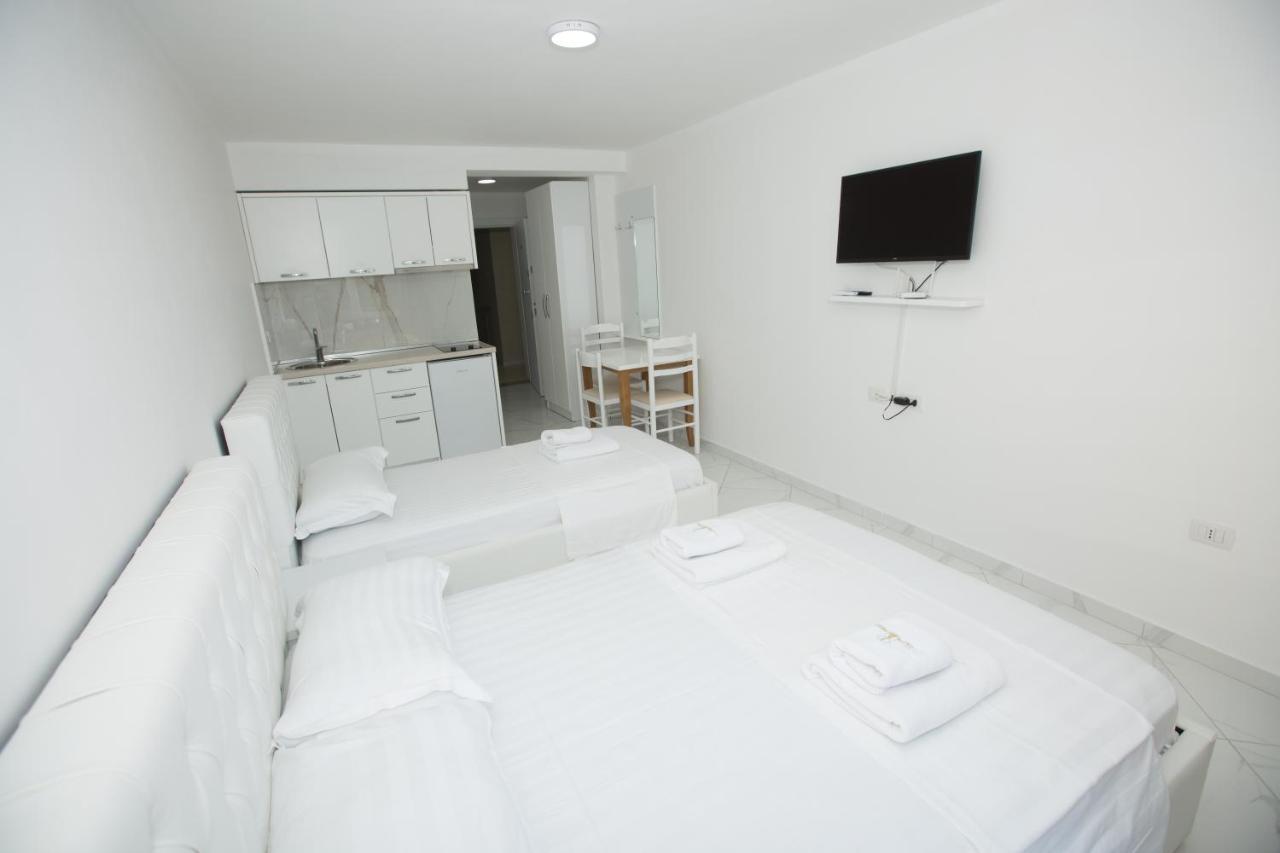 Royal Palace Aparthotel Lezhe Luaran gambar