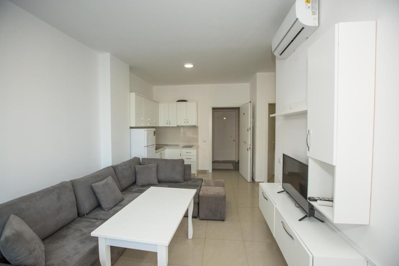 Royal Palace Aparthotel Lezhe Luaran gambar