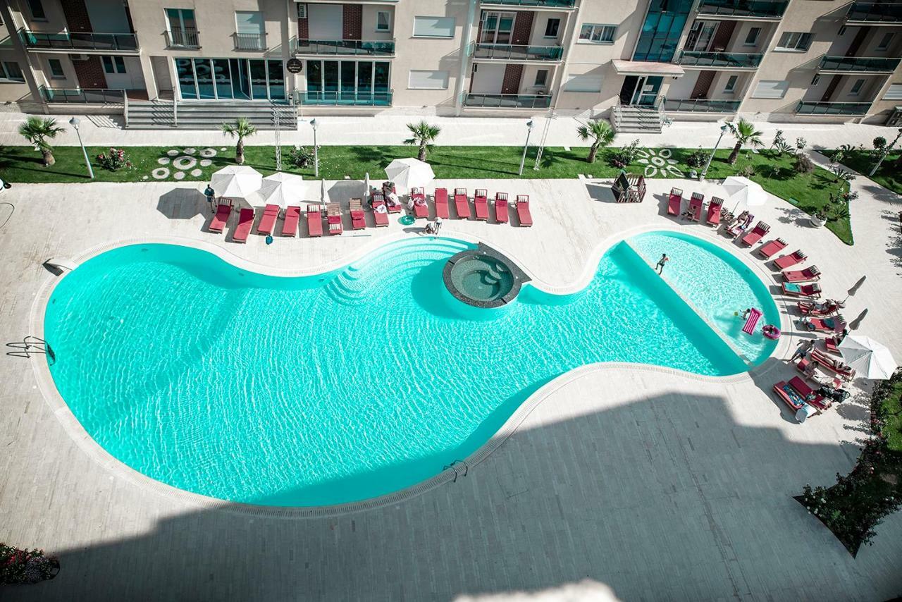 Royal Palace Aparthotel Lezhe Luaran gambar