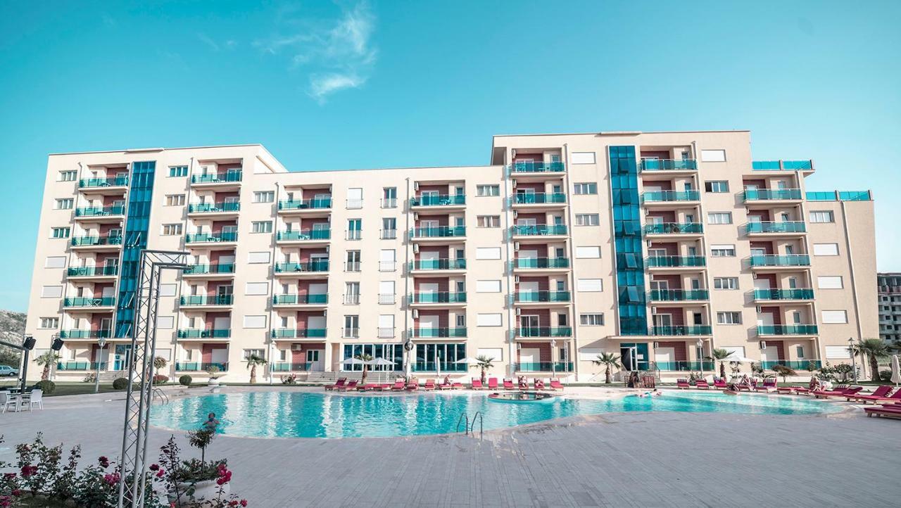 Royal Palace Aparthotel Lezhe Luaran gambar
