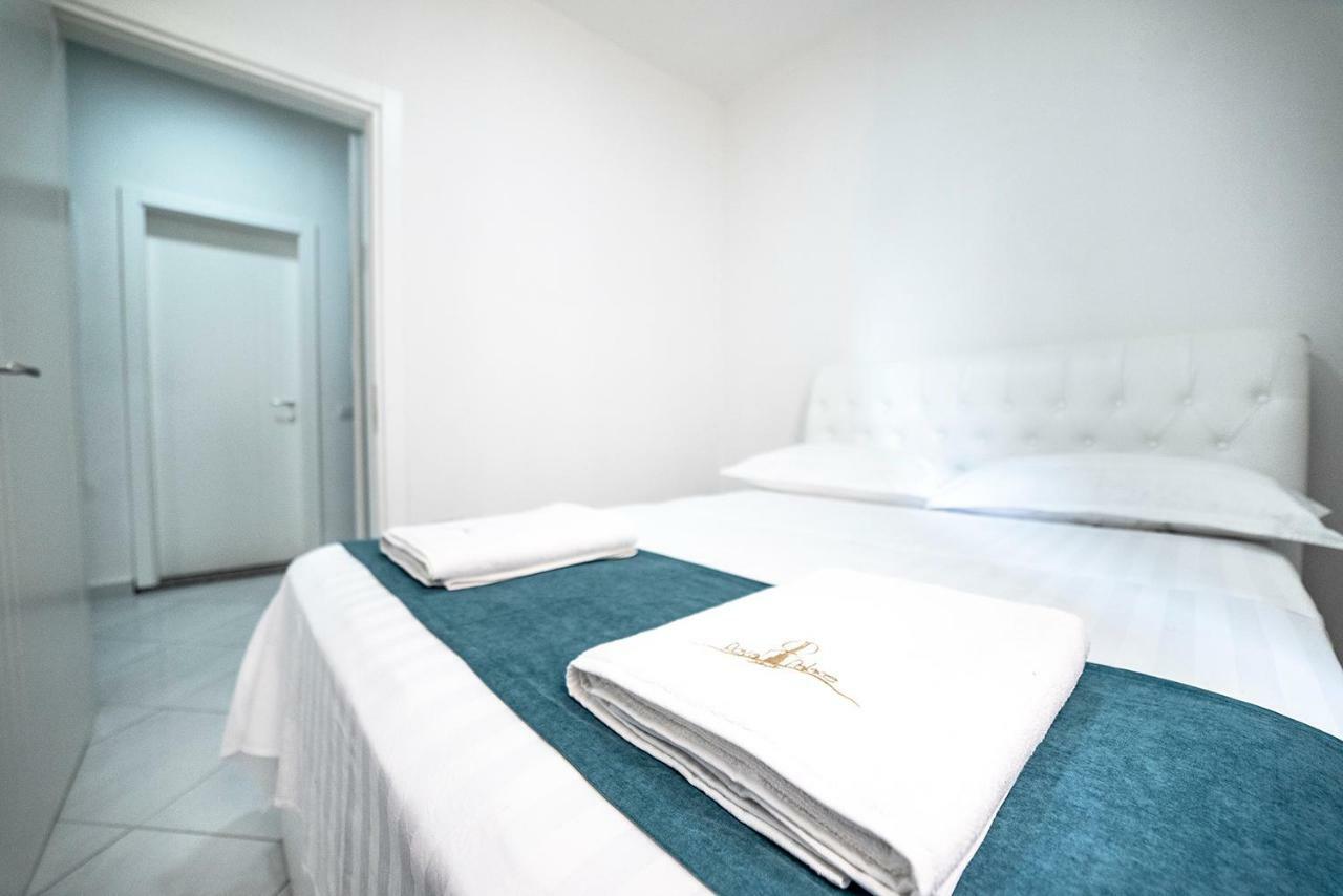 Royal Palace Aparthotel Lezhe Luaran gambar